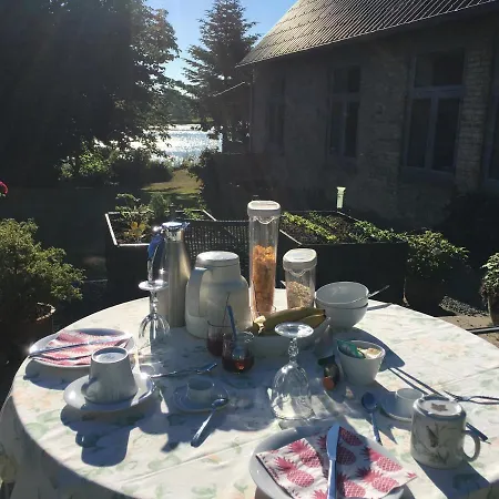 Bogebjerggard Bed & Breakfast *