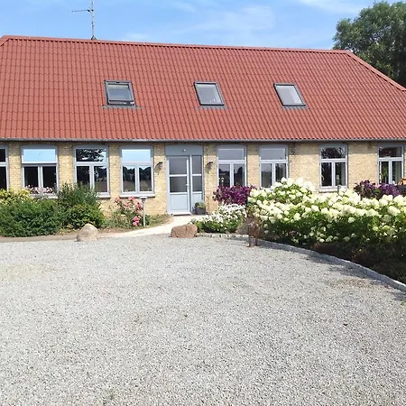 Bed & Breakfast Bogebjerggard *
