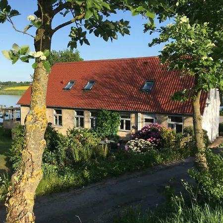 Bogebjerggard Bed & Breakfast *